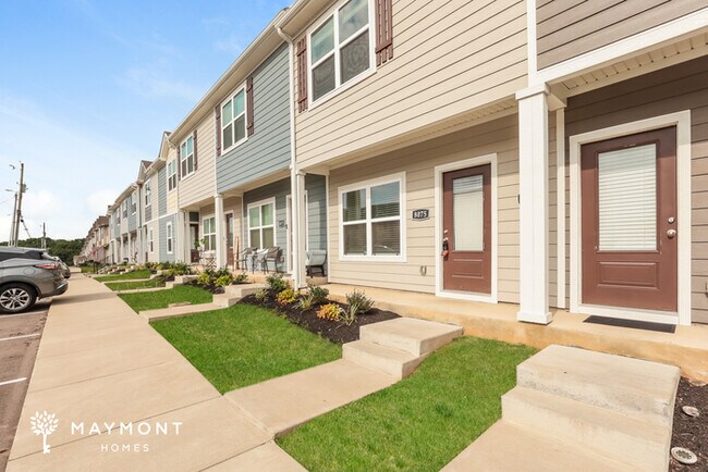 Building Photo - Charming 2-Bedroom Townhome in Lovely La V...