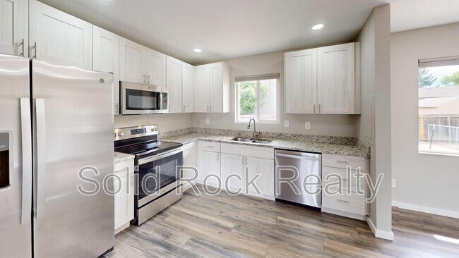 Foto del edificio - 2919 Flintridge Way