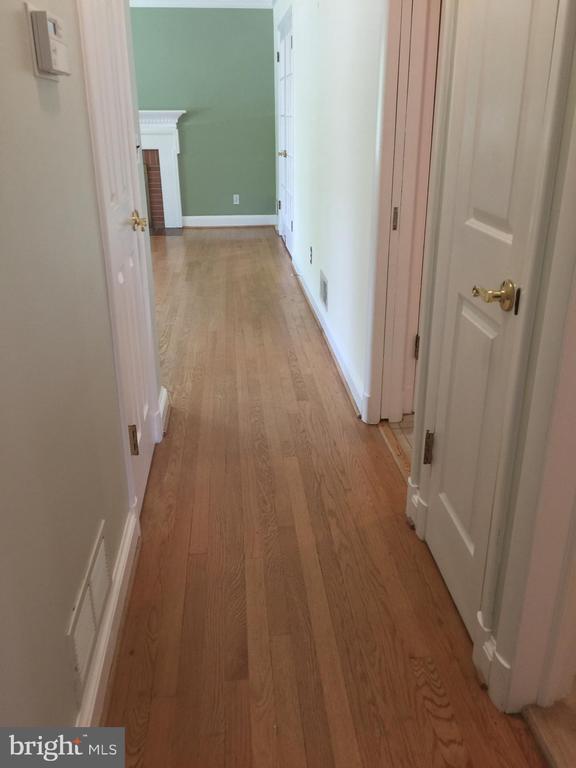 Foto del edificio - 10707 Glenhaven Dr