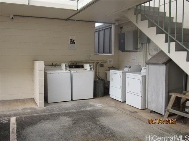 Building Photo - 3111 Brokaw St
