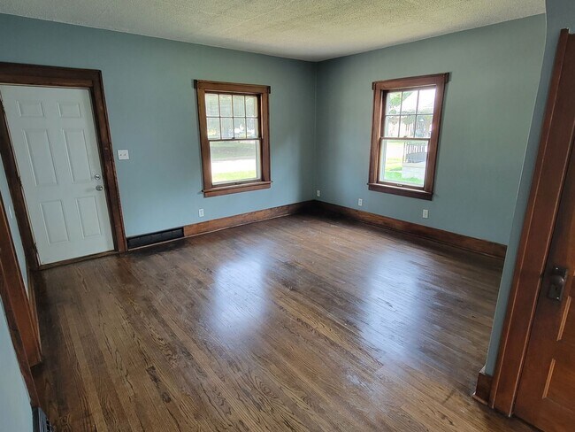 Building Photo - Beautifully Remodeled 3 Bedroom in Fremont