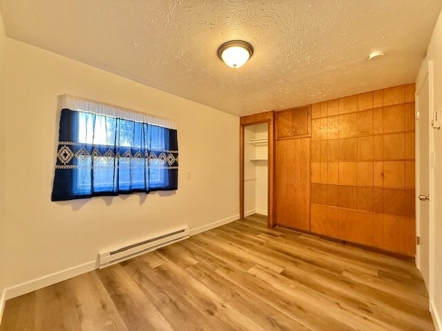 Foto del edificio - 2407 S University Rd