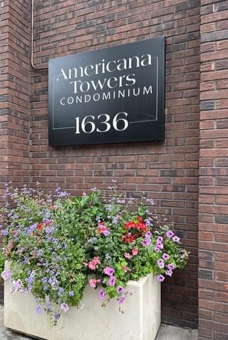 Foto del edificio - 1636 N Wells St