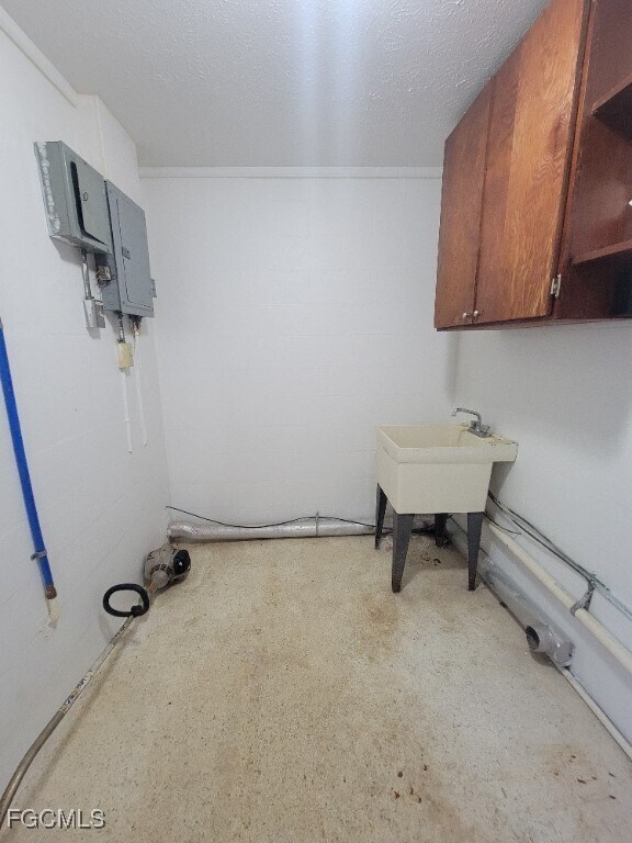 Foto del edificio - 25 Maple Ave N