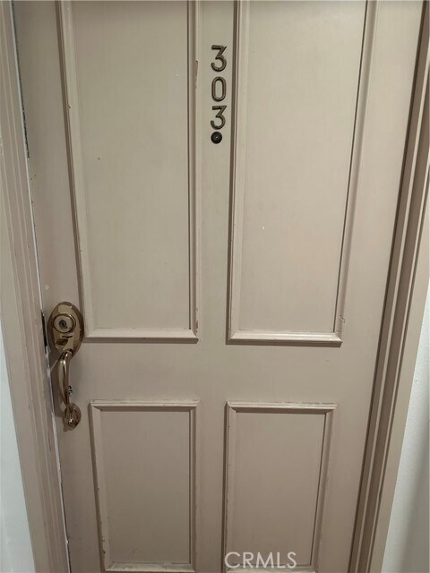 Foto del edificio - 10960 Ashton Ave