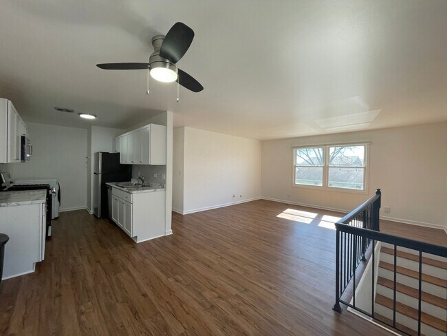 Building Photo - 326 Mallard Ct