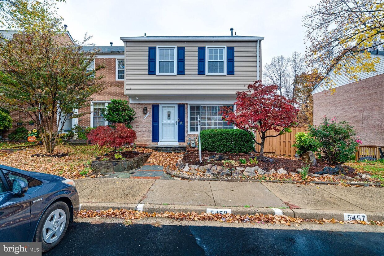 Primary Photo - 5458 Midship Ct