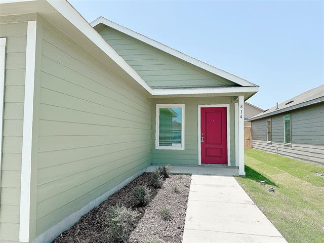 Building Photo - 814 Ponderosa Ln