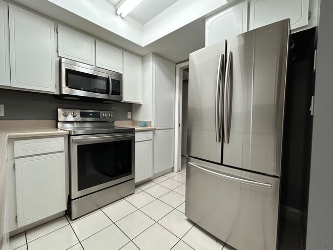 Photo - 1101 N April Cir Apartment