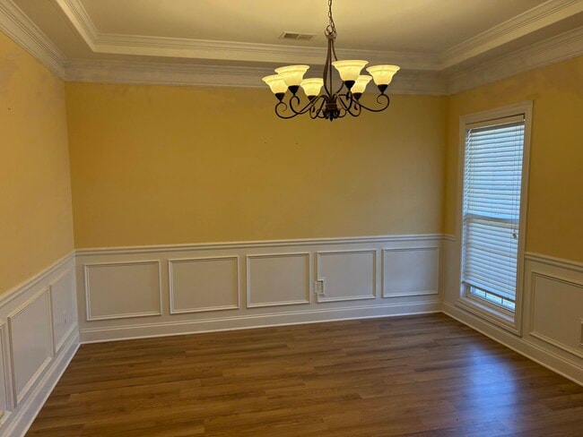 Foto del edificio - 945 College Pl Ct NW