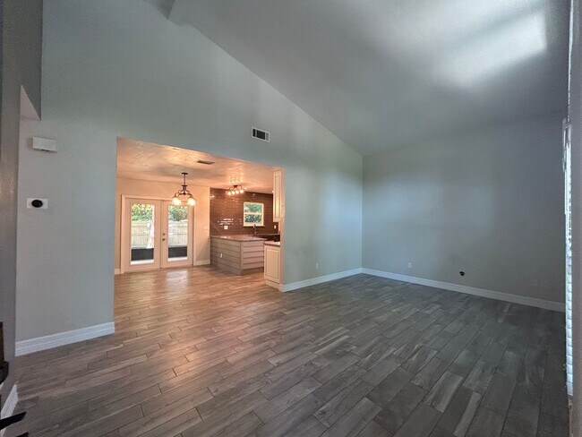 Foto del edificio - Dream home awaits: stunningly updated 3 be...