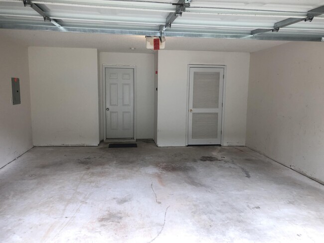 Building Photo - 1403 Chasewind Ct