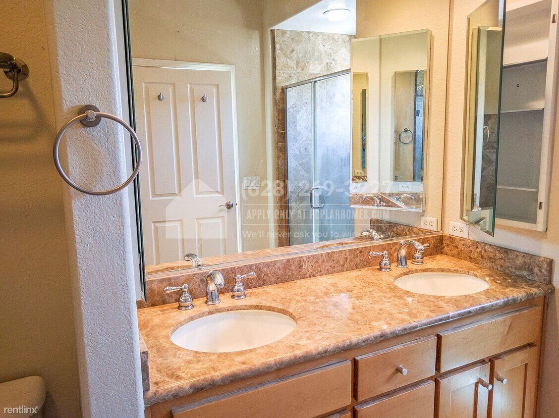 Primary Photo - 3 br, 3.5 bath Townhome - 926 Camille Lane -