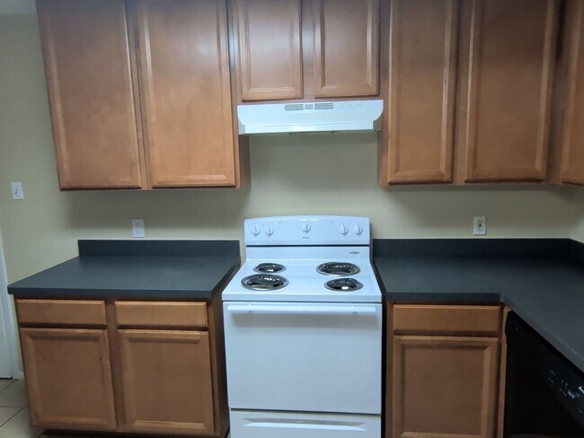 Building Photo - 4329 Segura Ct S