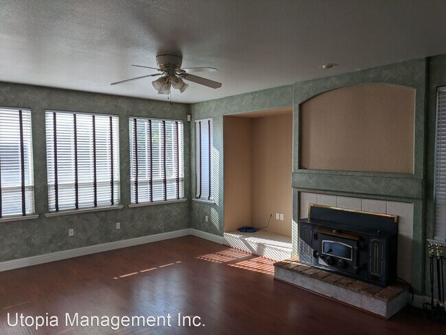 Foto del edificio - 4 br, 3 bath House - 8532 Geranium Way