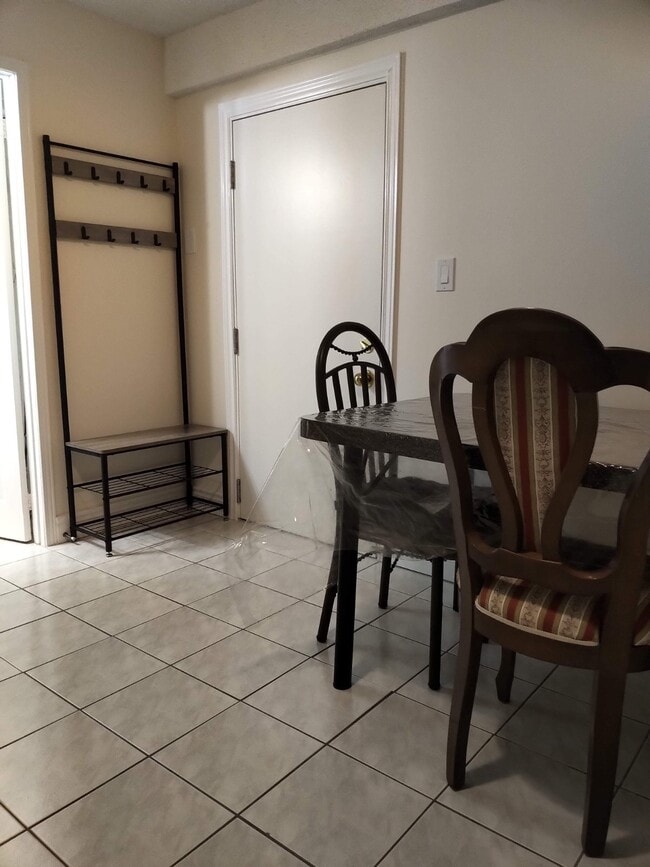 Building Photo - 58 Morningview Trl