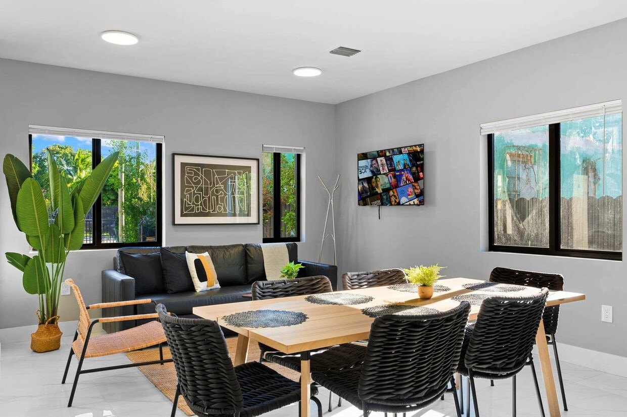Foto principal - 1540 NW 46th St