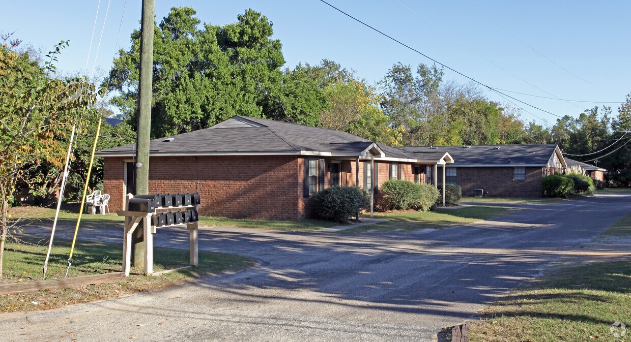 203 W Hugh St, North Augusta, SC 29841 Apartments in North Augusta