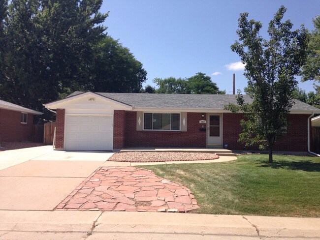Fabulous Lakewood Home! - Fabulous Lakewood Home!