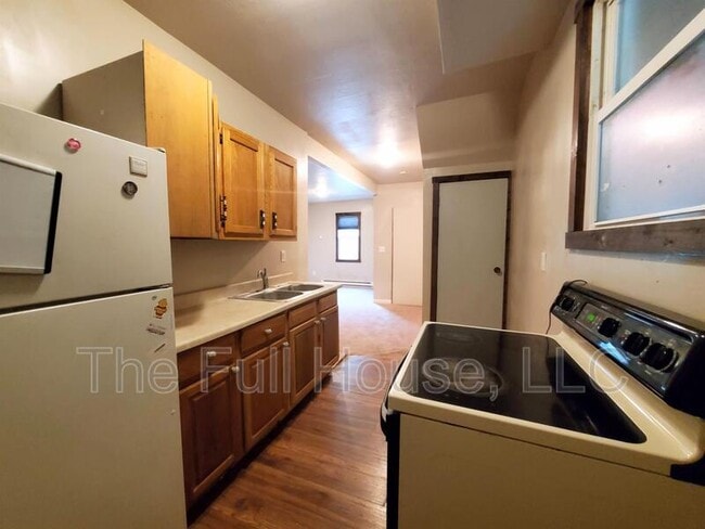 Building Photo - 1257 Chartiers Ave