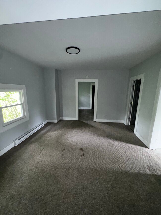 Foto del edificio - 1009 Ellsworth Pl