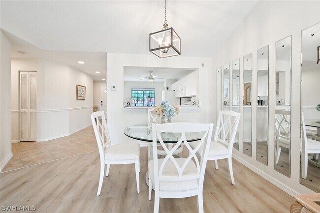 Foto del edificio - 515 Gabriel Cir