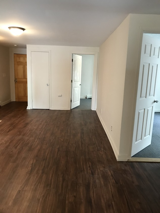 Foto principal - 9 E Naples St