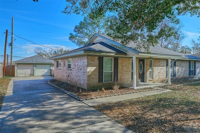 Building Photo - 29030 Deadwood Ln