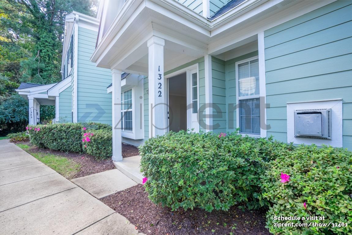 Foto principal - 1322 Legacy Greene Ave