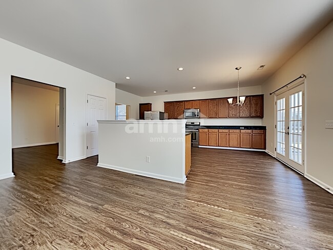 Building Photo - 341 Peters Creek Dr