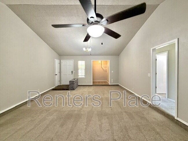 Foto del edificio - 14148 S Poplar Pl