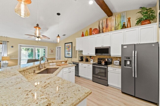 Building Photo - 17861 Winterhawk Trail