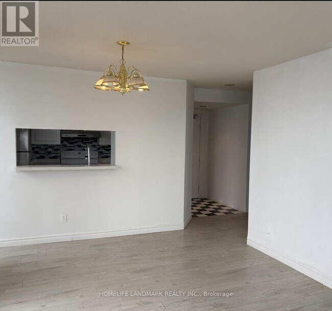 Photo du bâtiment - 2550-2550 Lawrence Ave E