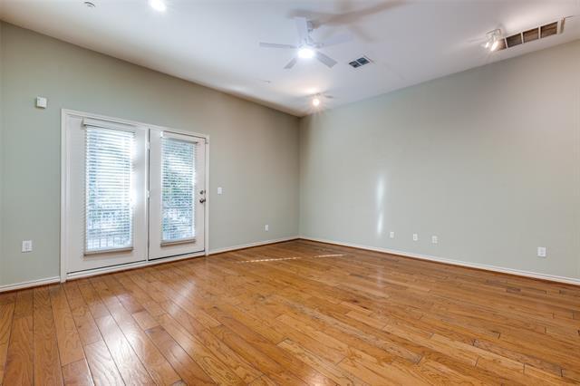 Building Photo - 4225 McKinney Ave