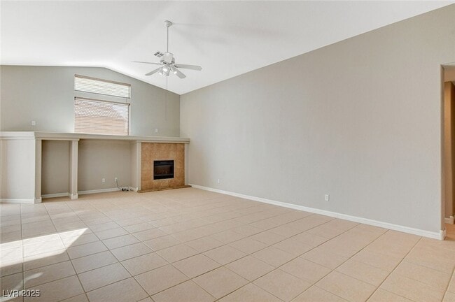 Building Photo - 1125 E Azure Ave