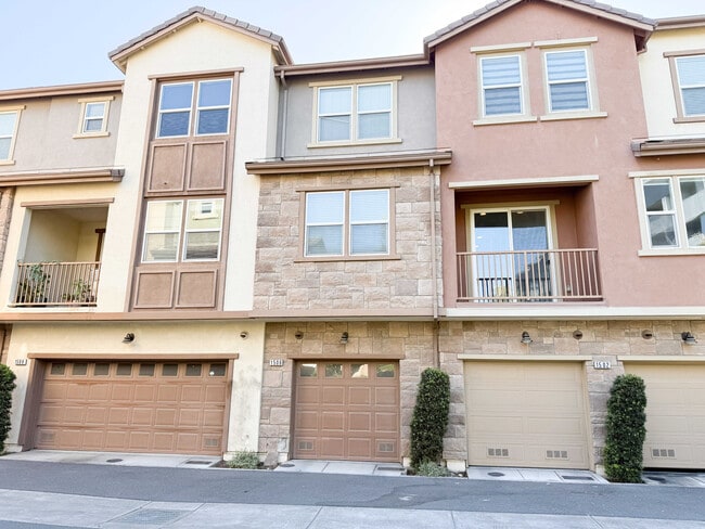 Building Photo - 1506 McCandless Dr