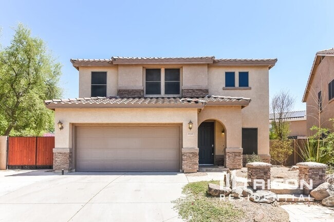 Building Photo - 8948 E Pampa Ave
