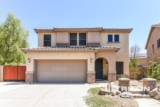 Building Photo - 8948 E Pampa Ave