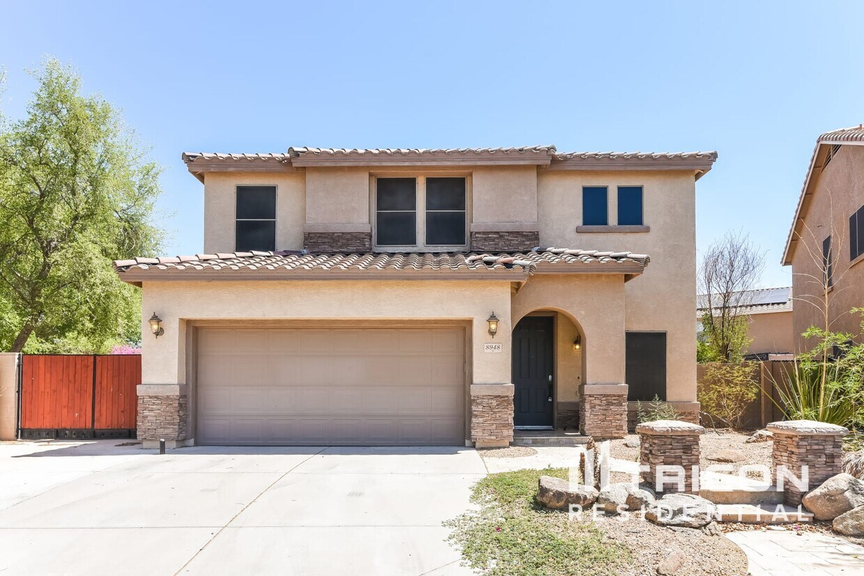 Primary Photo - 8948 E Pampa Ave