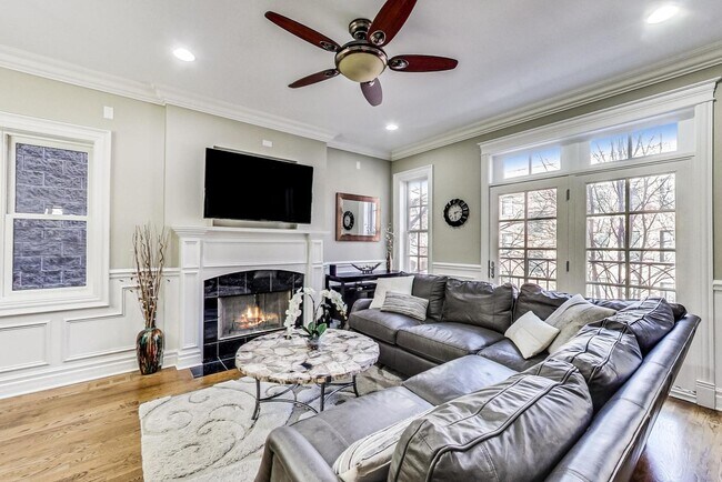 Foto del edificio - 863 W Fletcher St