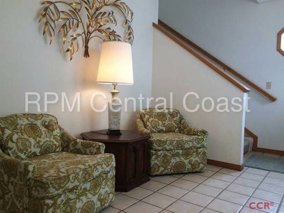 Foto del edificio - 545 Driftwood St