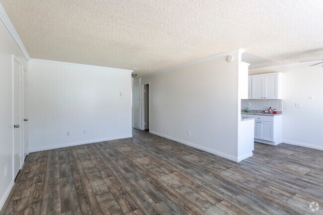2HAB, 1BA - 850 ft² - Van Houten Apartments