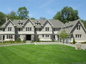 Building Photo - 314 Den Rd