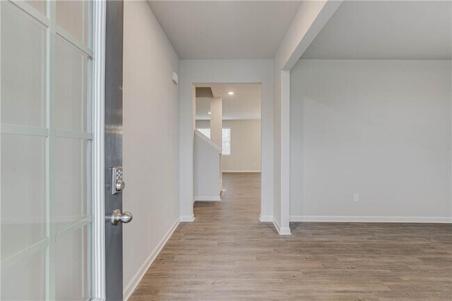 Foto del edificio - 6767 Scarlet Oak Way