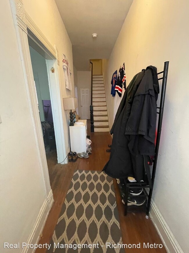 Building Photo - 3 br, 1.5 bath House - 104 North Lombardy ...