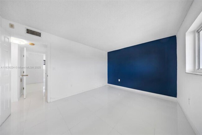 Foto del edificio - 2 bedroom in Miami FL 33179