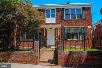 Building Photo - 59 Galveston Pl SW