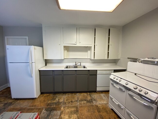 Building Photo - Cullen-1914