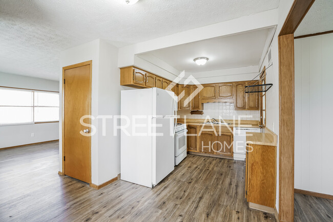 Building Photo - Charming 3 Bedroom in Columbus!