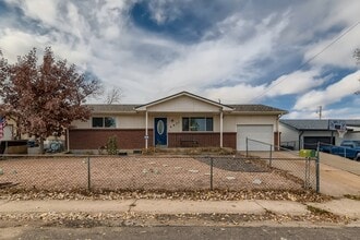 Building Photo - 6871 Knox Ct